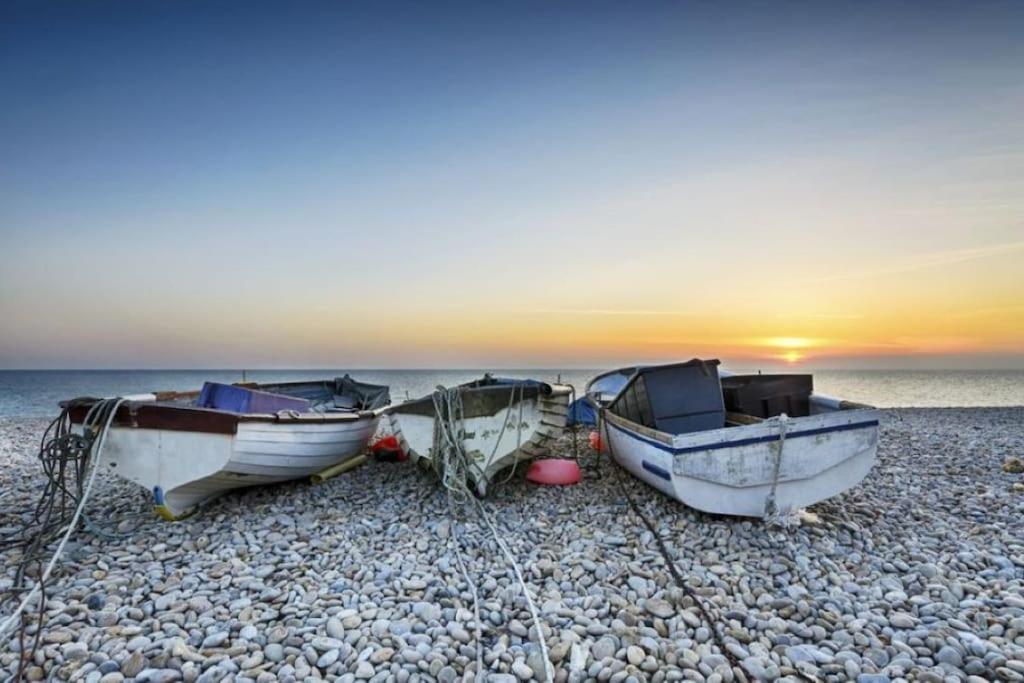 Luxurious Beach House Chesil Beach. Sleeps 6 Castletown  Exterior foto